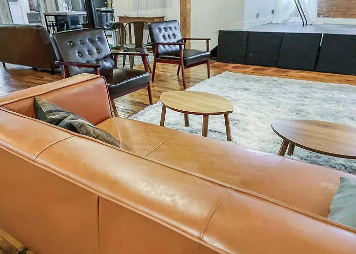 Stylish Philly Loft